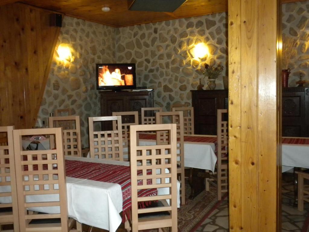 Rem'S Pension Rîşnov Exteriör bild
